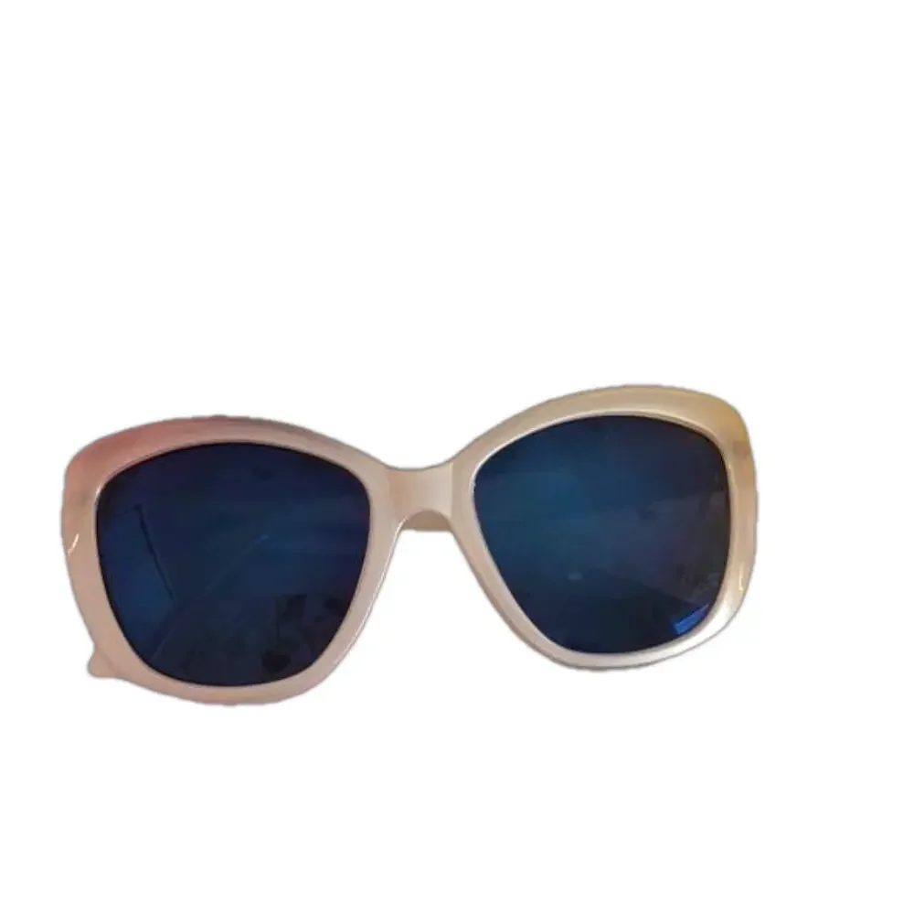 🕶Janie and Jack beautiful sunglasses size 4and up